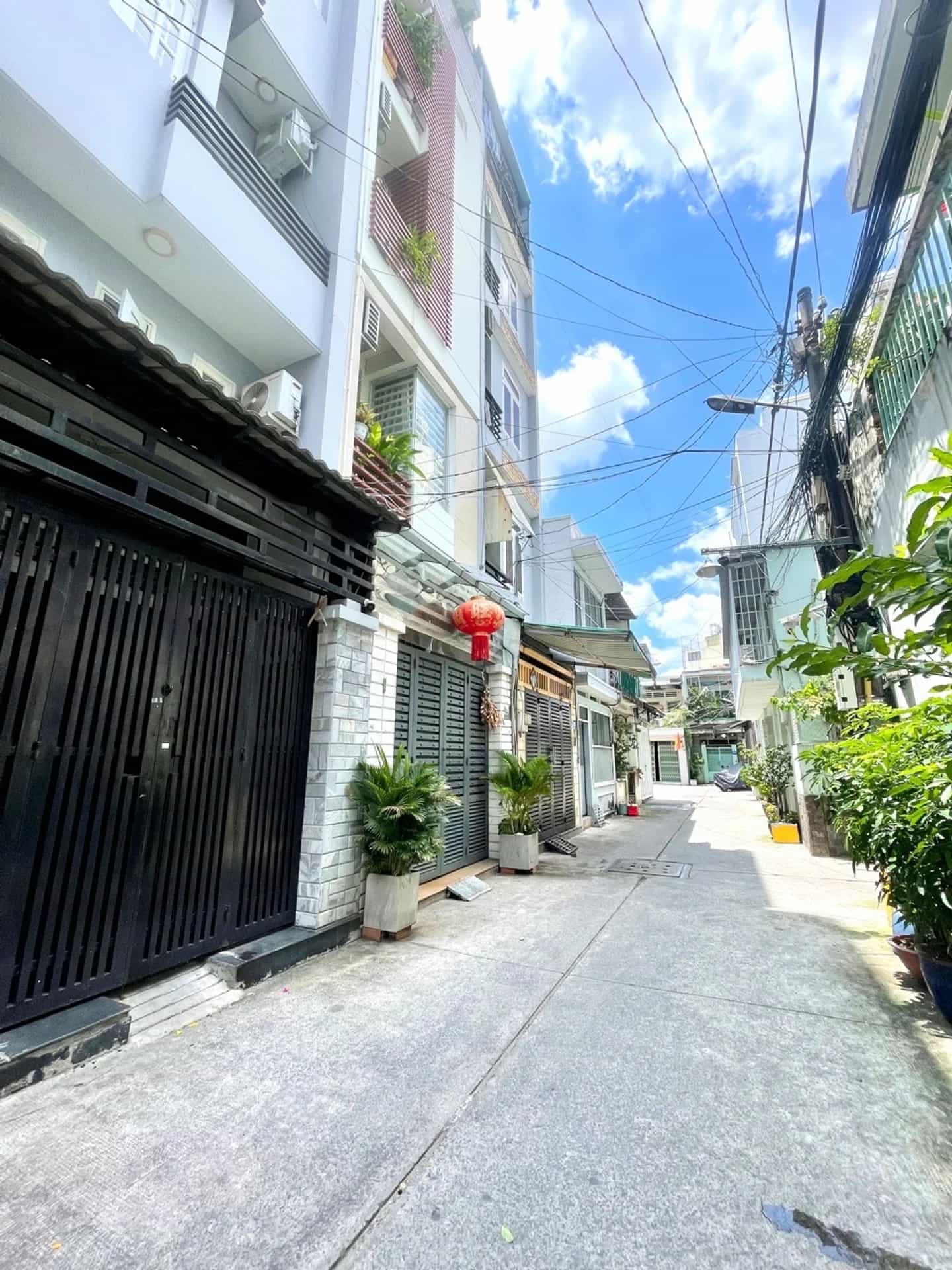 Bán nhà mặt tiền Hòa Hưng Quận 10, TP.HCM – 8 phòng ngủ, giá 12.9 tỷ