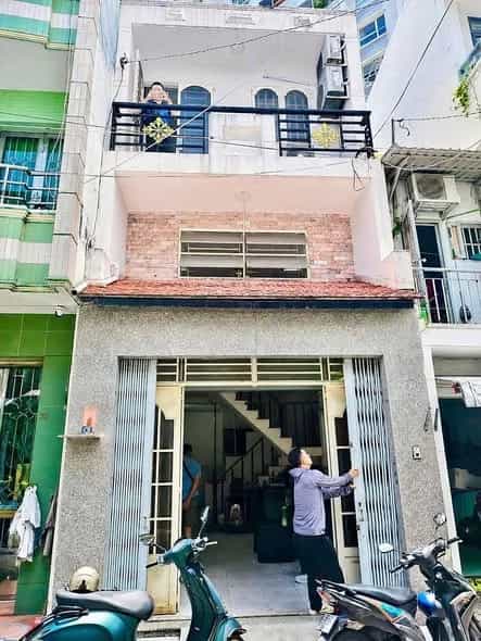 Bán nhà mặt tiền âu cơ Quận 11, TP.HCM – 3 phòng ngủ, giá 6.3 tỷ