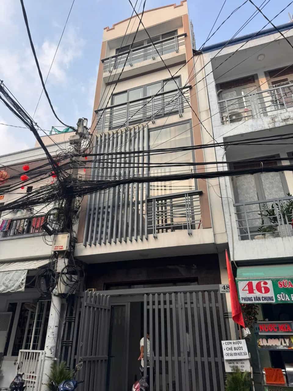 Bán nhà mặt tiền Phùng Văn Cung Quận Phú Nhuận, TP.HCM – 4 phòng ngủ, giá 5.9 tỷ